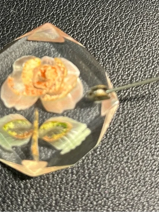 Floral Resin Rose Pin Brooch in Peach and Green - Picture 3 of 3